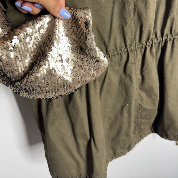 Zara Color-Changing Sequin Sleeve Parka Olive Green Utility Jacket Shiny Size S - Picture 8 of 15